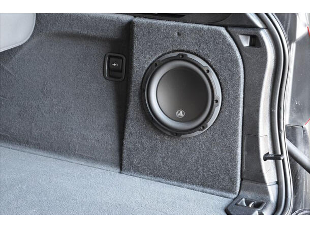 ConnectED Bilspesifikk basskasse 8" BMW X5 (F15) (2014 - 2018)