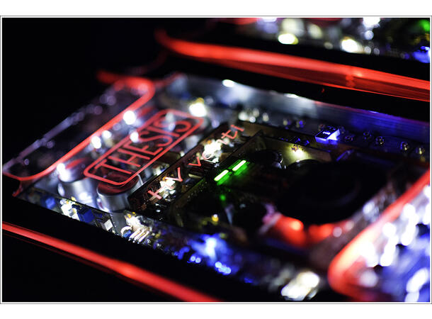 Audison Thesis HV VENTI 1600W RMS @ 4ohm i Hi-Power! 